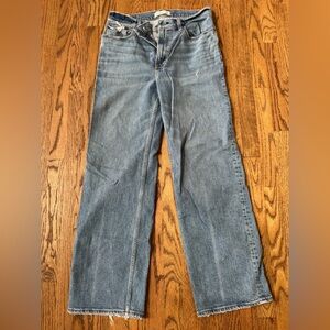 Abercrombie & Fitch The 90’s Relaxed Jean High Rise